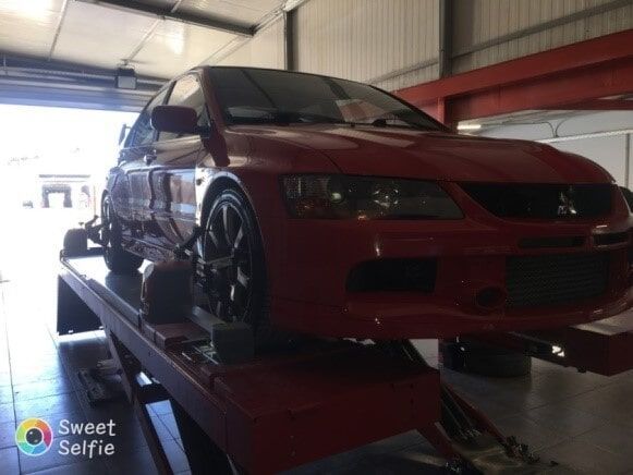 Βουλκανιζατέρ – Ελαστικά Λεωνίδας