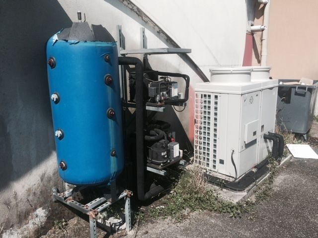 Groupe de production d'eau glacée de la marque DAIKIN