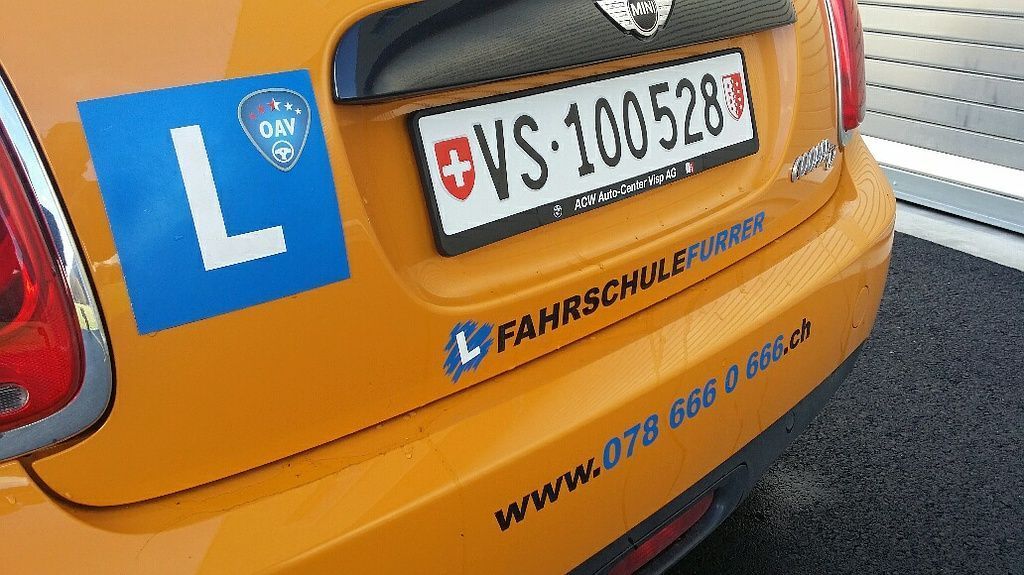 Wir sind Mitglied im Oberwalliser Fahrlehrer Verband (OAV)
