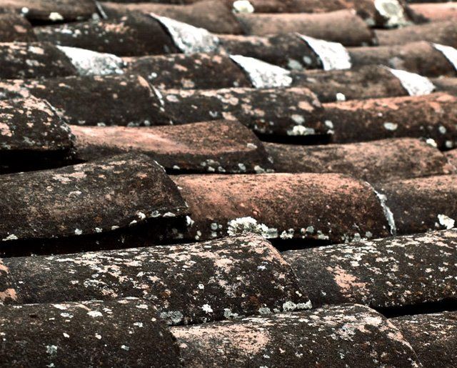 Tuile recouverte de nickel