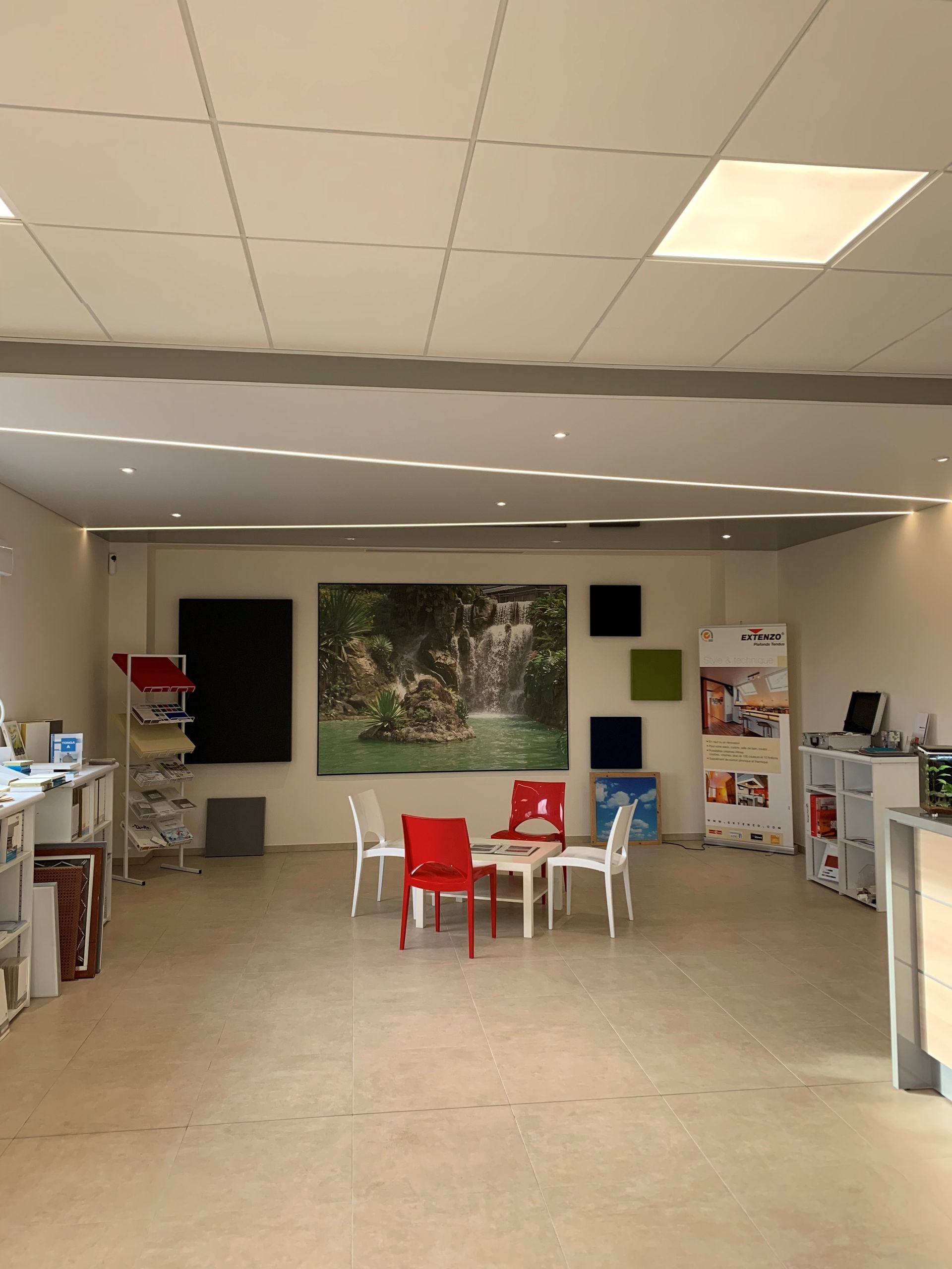 Lien vers la page Plafond suspendu