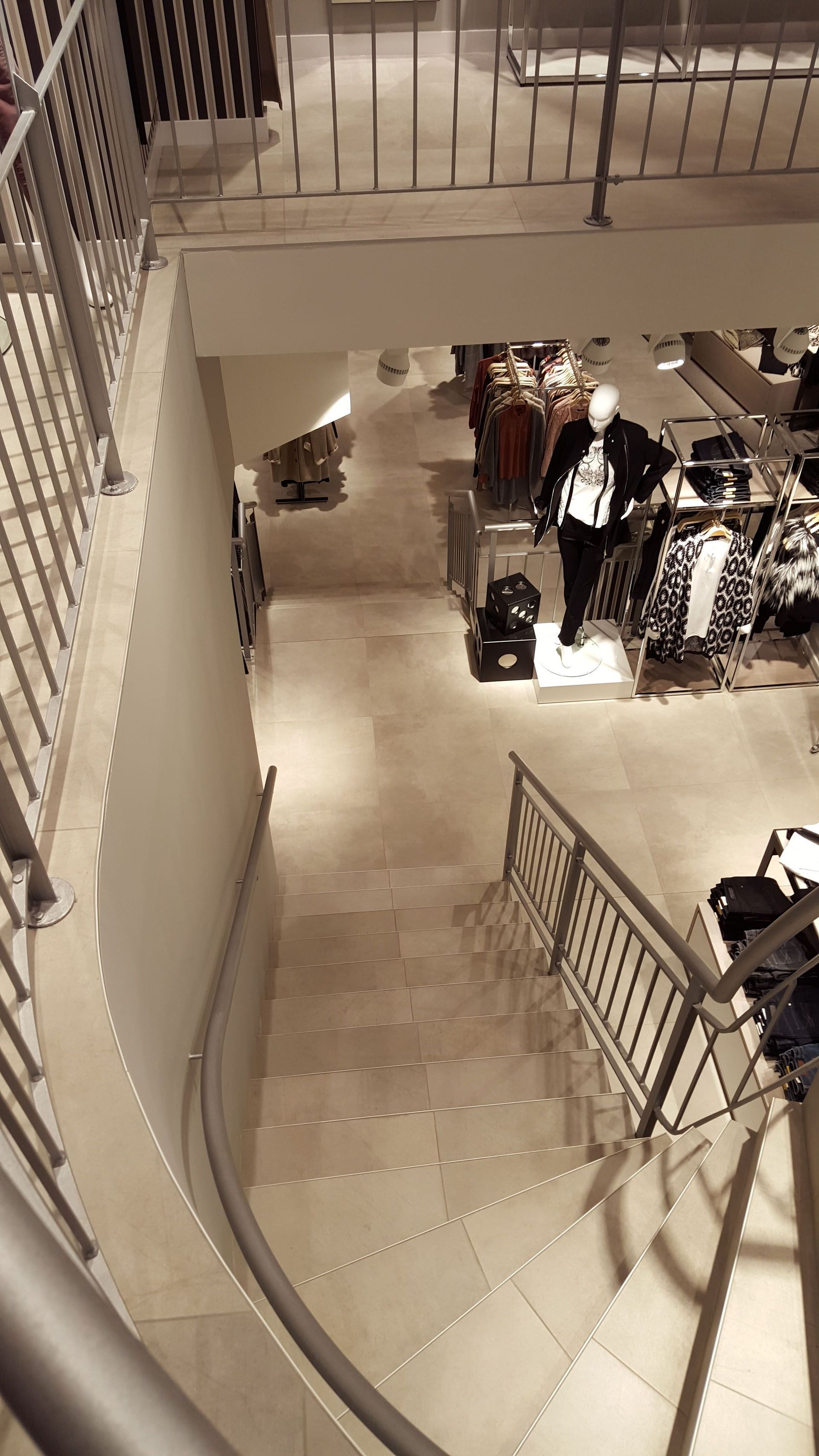 Plattenbeläge - BELLS Keramik in Winterthur