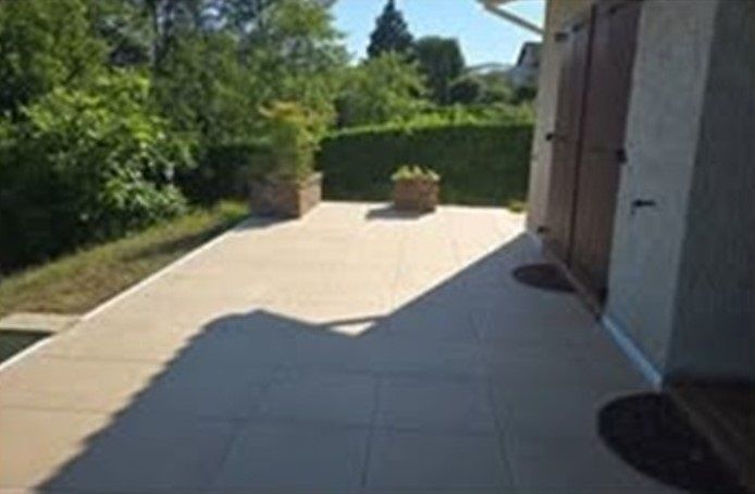 Réfection de l'étanchéité d'une toiture terrasse avec dalle sur plot grézieu la varenne