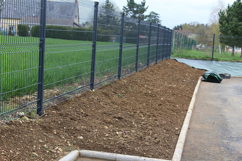 Besnard Paysages 36250 Niherne Indre Aménagement plantation de talus