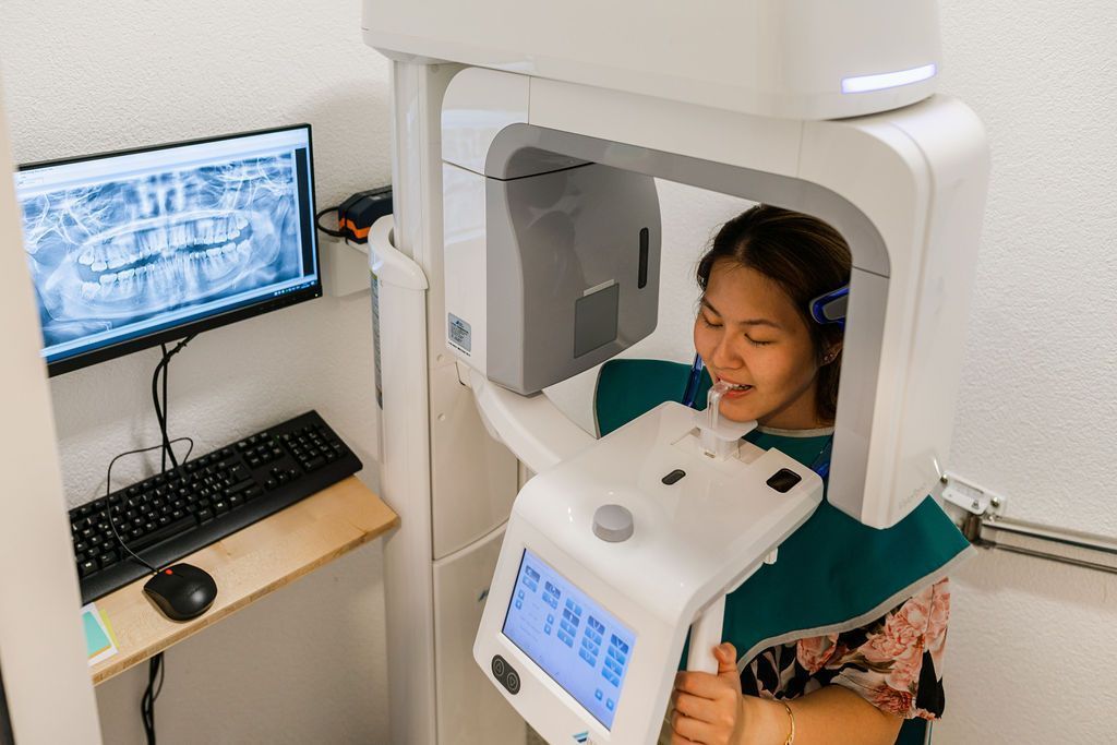 Behandlung | Zahnarztpraxis Leutenegger & Januth | Biel/Bienne