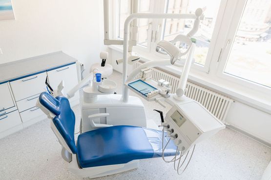 Behandlung | Zahnarztpraxis Leutenegger & Januth | Biel/Bienne