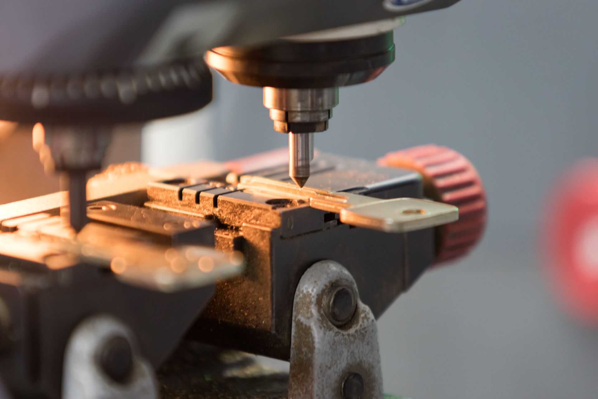 Une machine pour travailler le métal