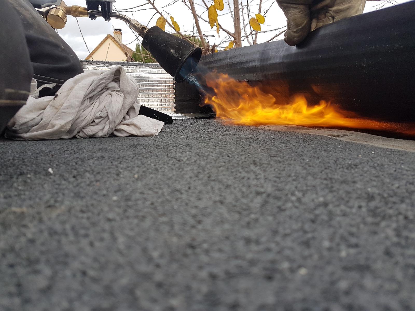 Pose des produits d'étanchéité