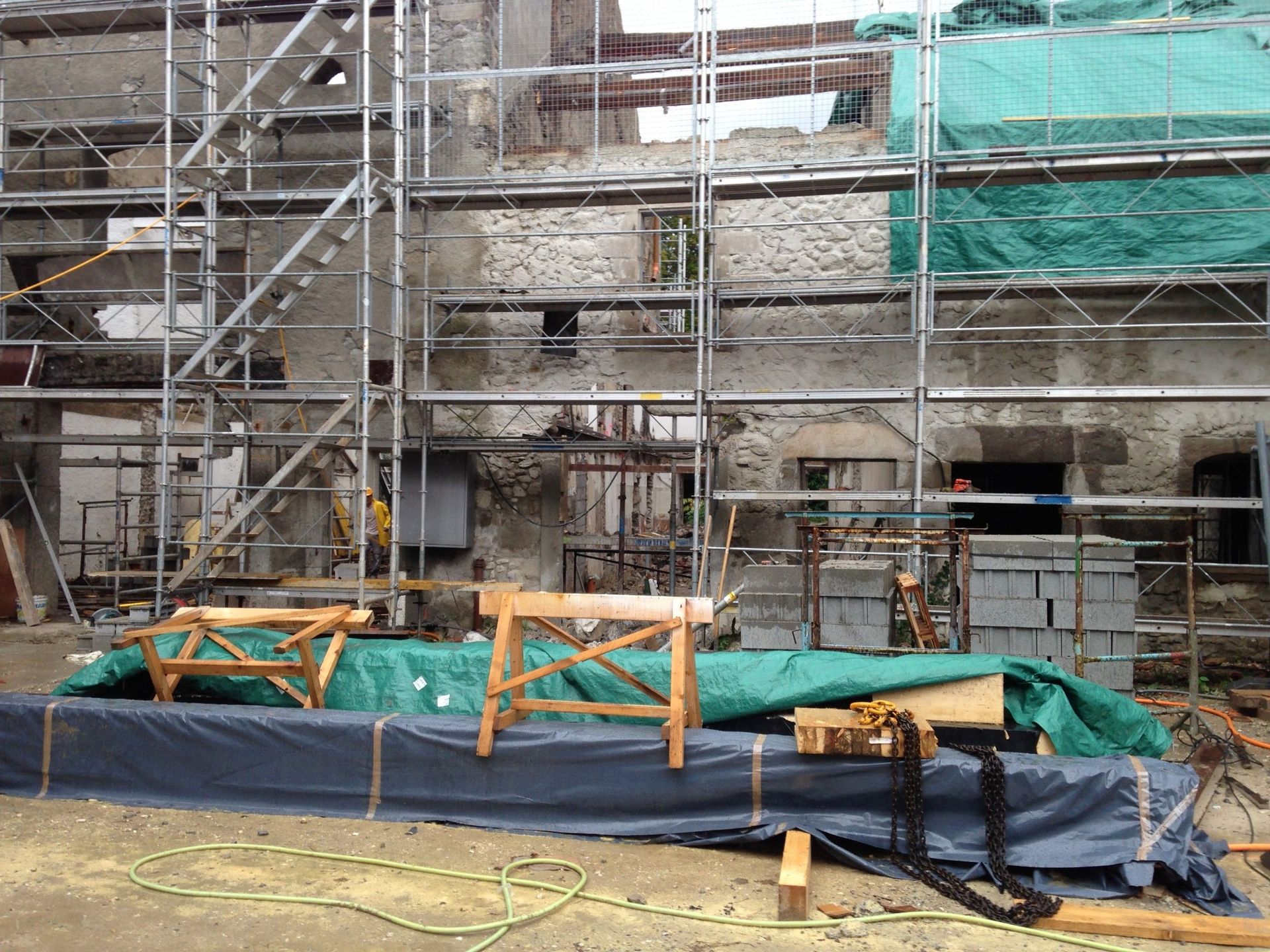 Echafaudage pour rénovation de ferme - Ideal Constructions Suisse SA - Vésenaz
