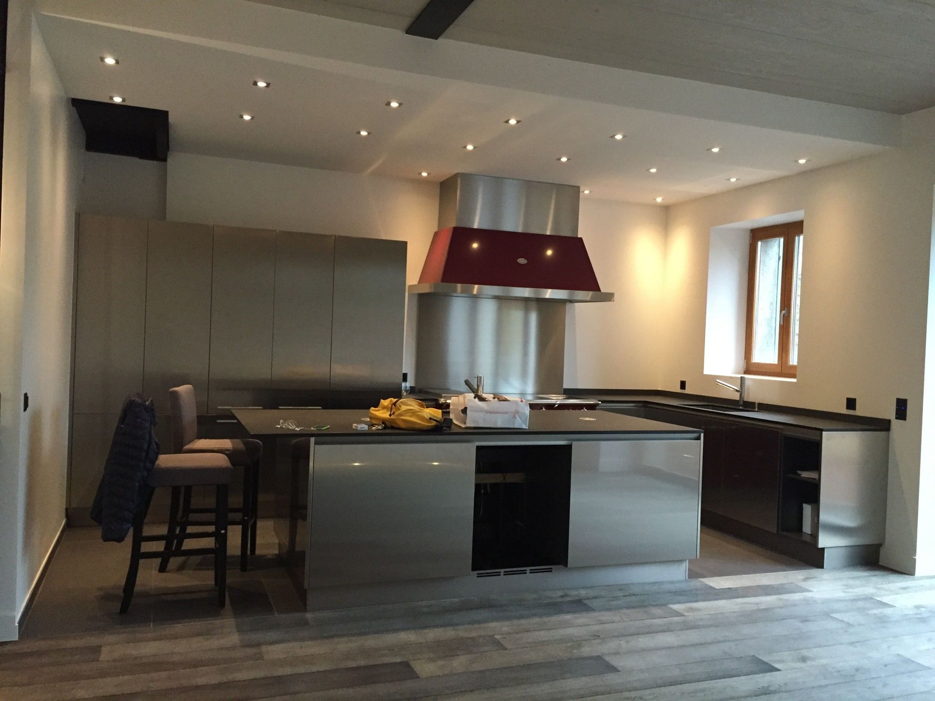 Rénovation cuisine dans une ferme- Ideal Constructions Suisse SA - Vésenaz
