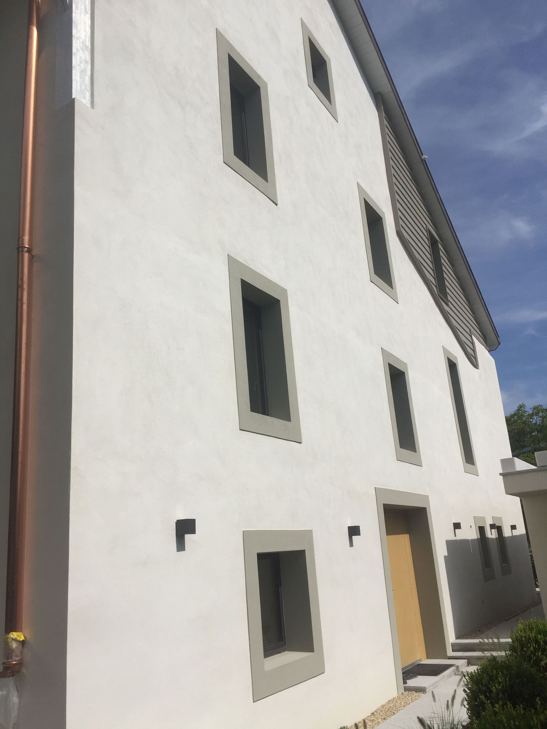 Rénovation façade corps de ferme - Ideal Constructions Suisse SA - Vésenaz
