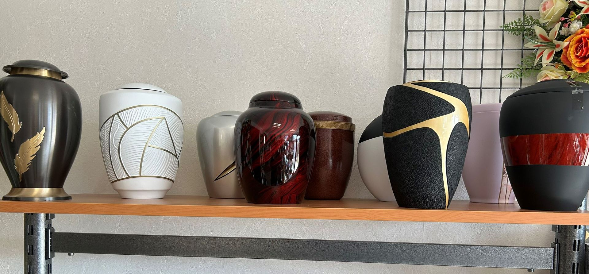 Urnes disponibles dans la boutique