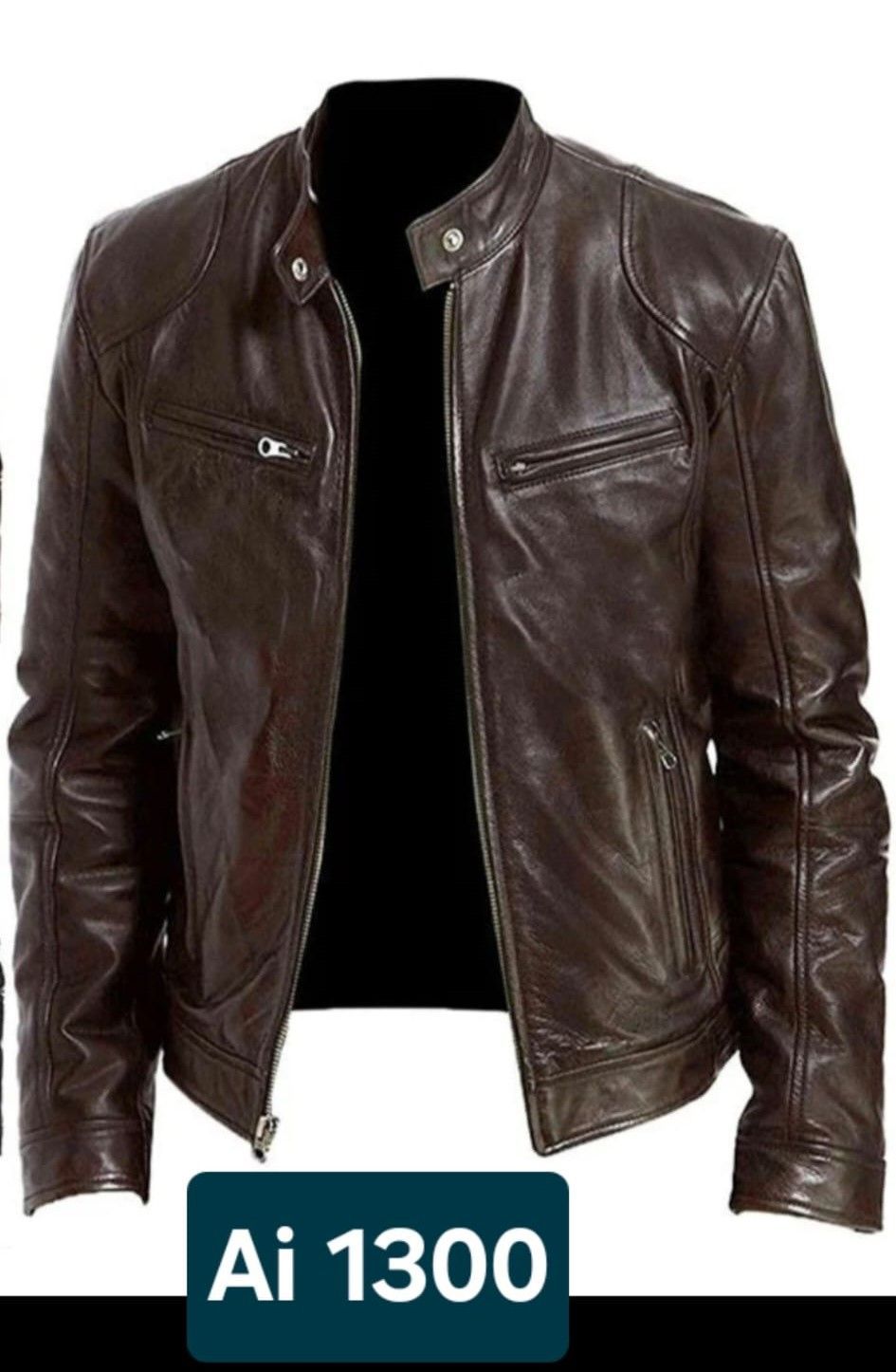 Chaqueta de cuero marrón con cremallera, cuello y bolsillo pequeño; la etiqueta dice 