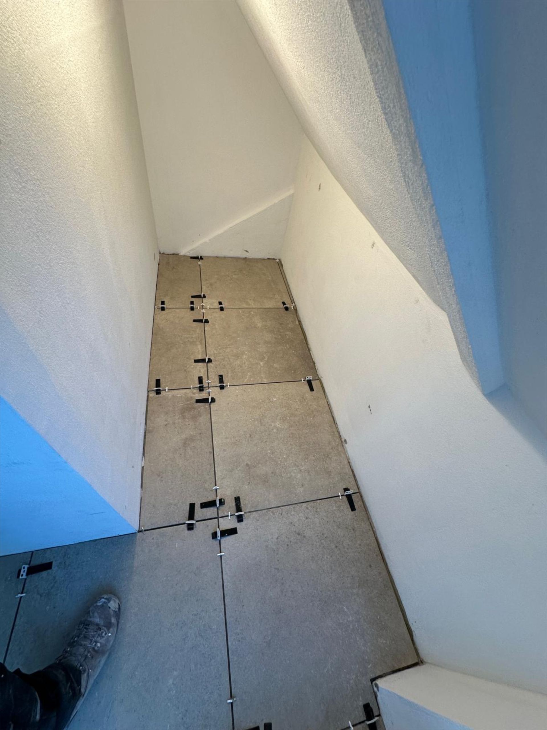 Bodenarbeiten mit Dämmplatten im Ausbau