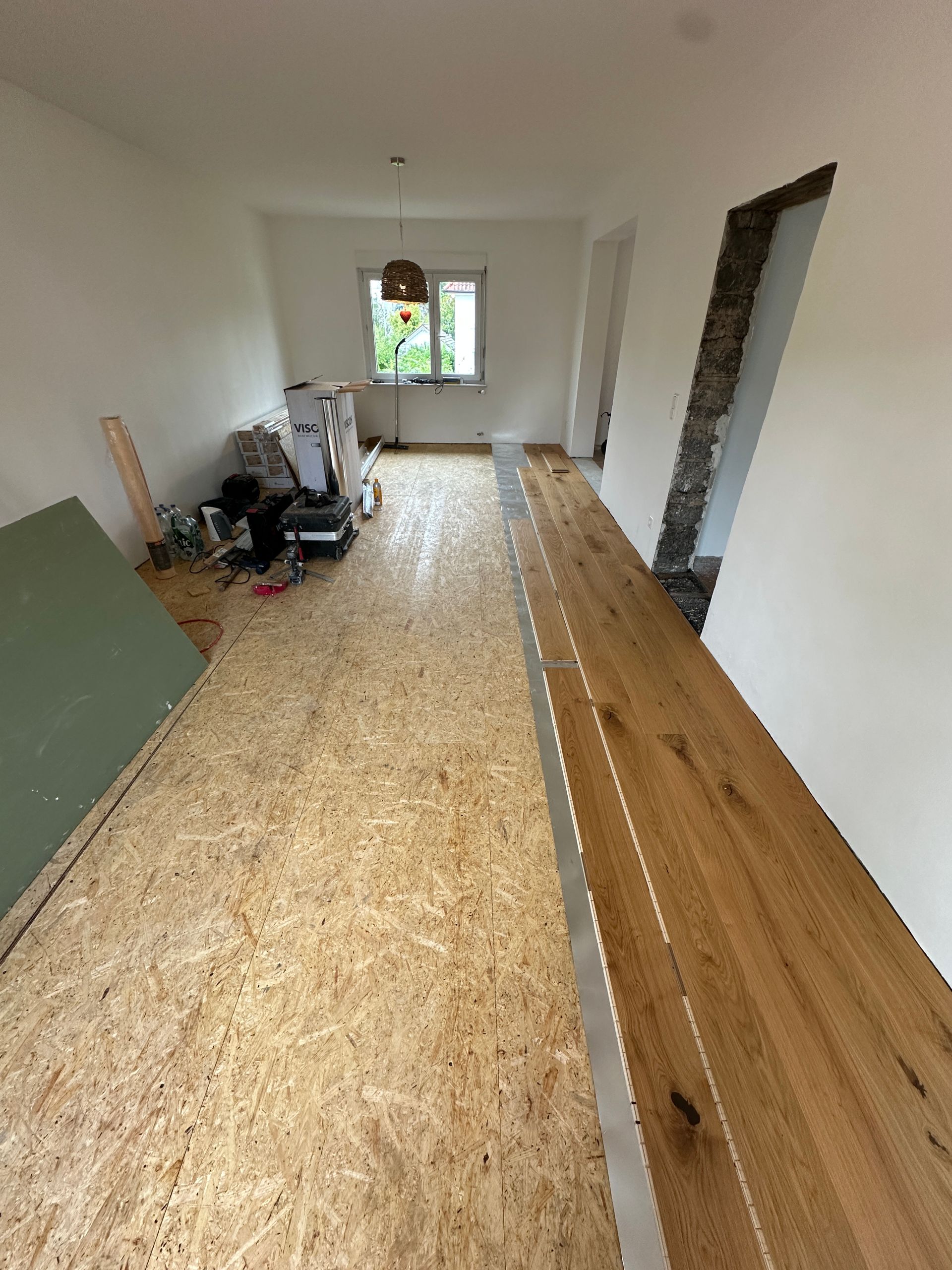 Neubauwohnung mit verlegtem OSB-Unterboden