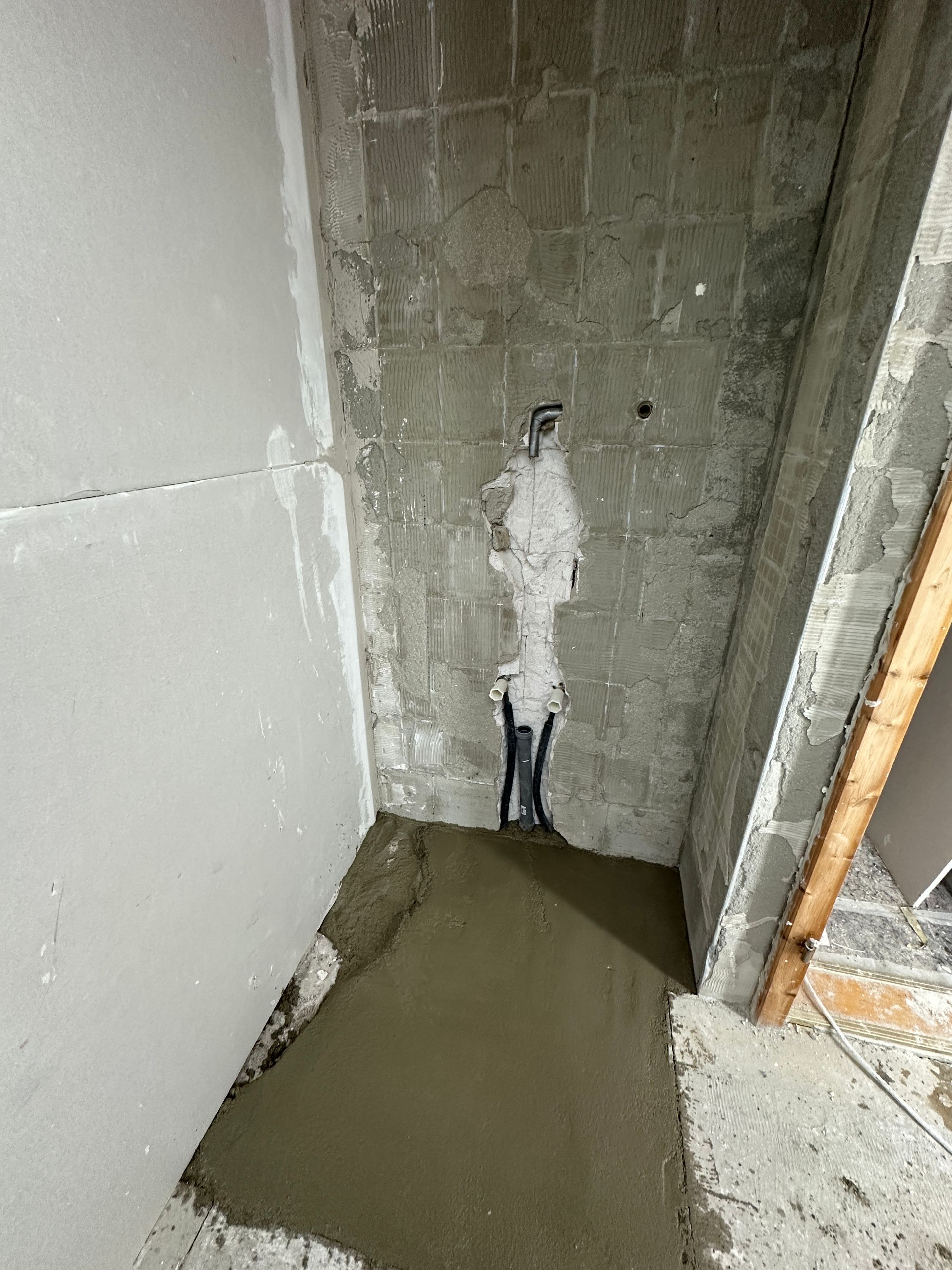 Gipskartonarbeiten an Dachschrägen im Innenausbau