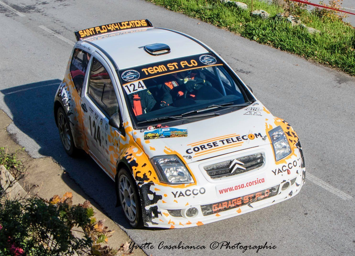 Voiture de compétition de la Team St Flo.