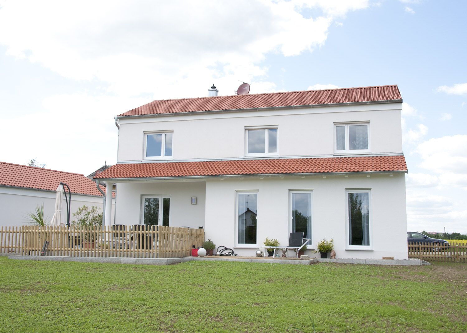 Kleber Hausbau, Fertigteilhaus in Weiß