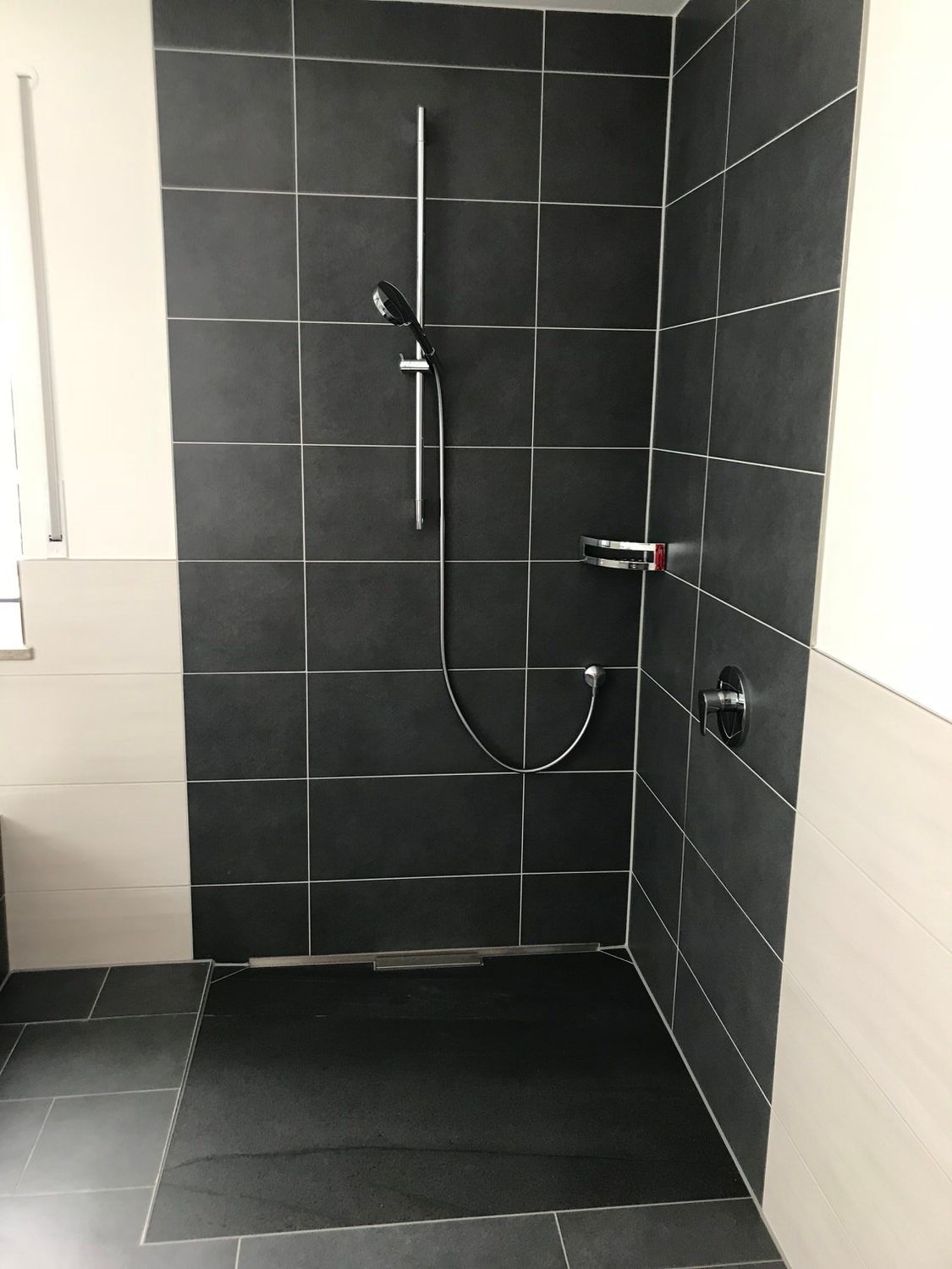 Dusche, Kleber Hausbau