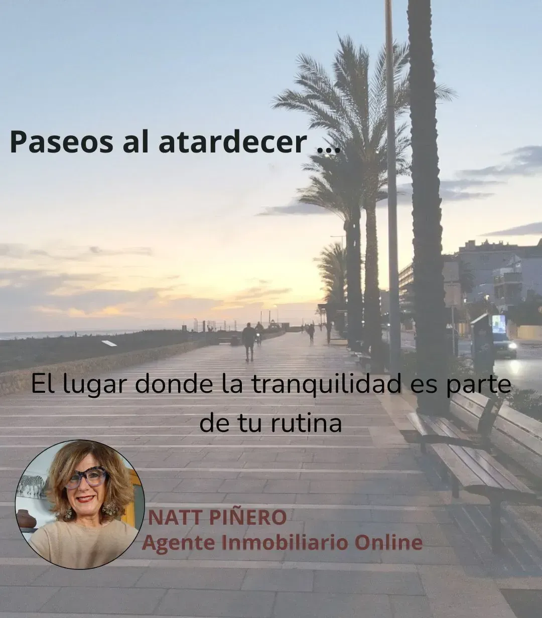 Una imagen de una pasarela con las palabras Paseos al atardecer en ella.