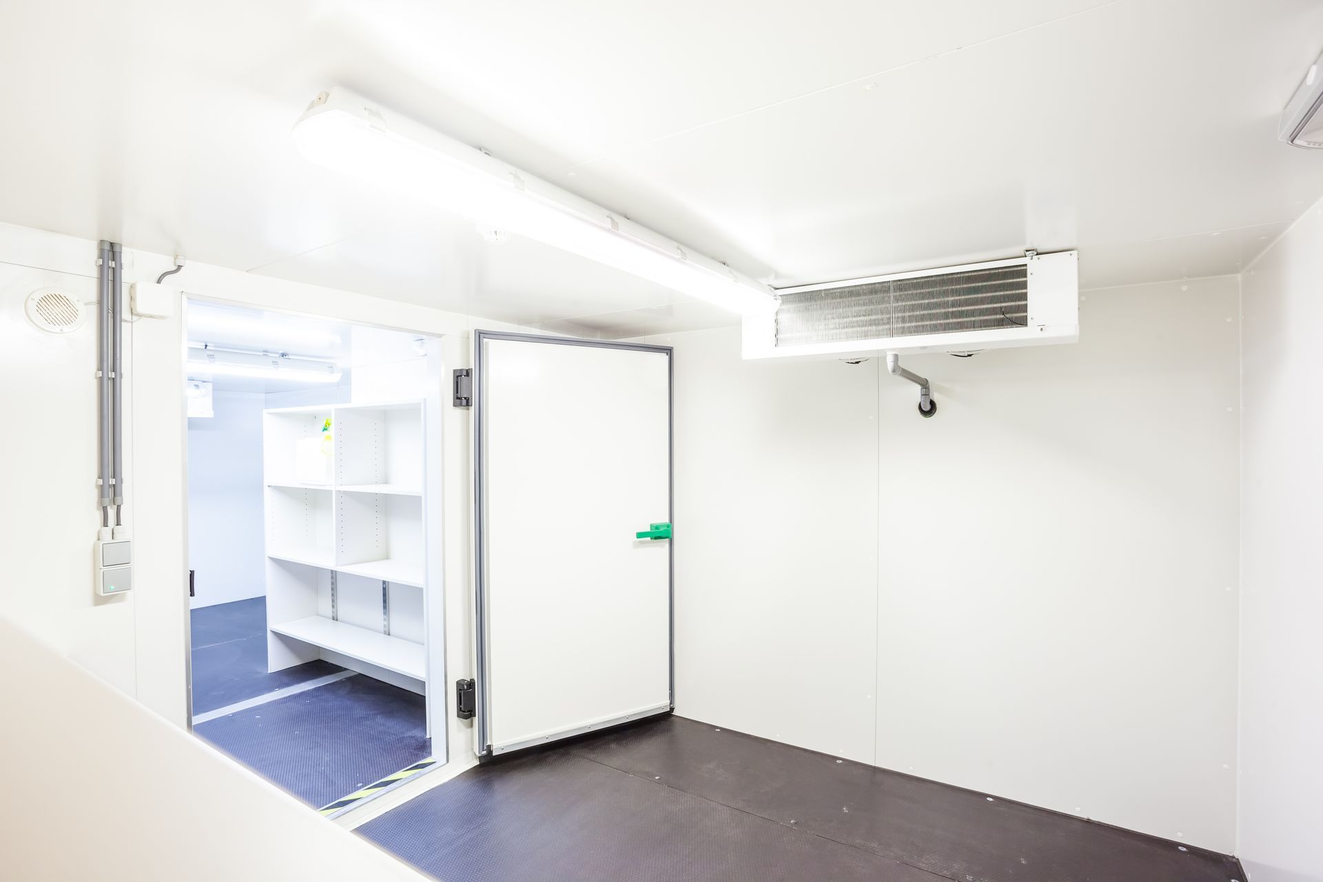 Chambre froide vide