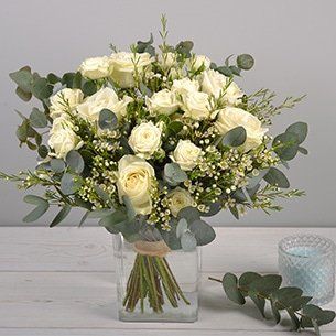Bouquet de fleurs de couleurr blanc