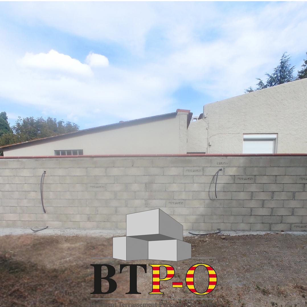 Murets exterieurs en briques