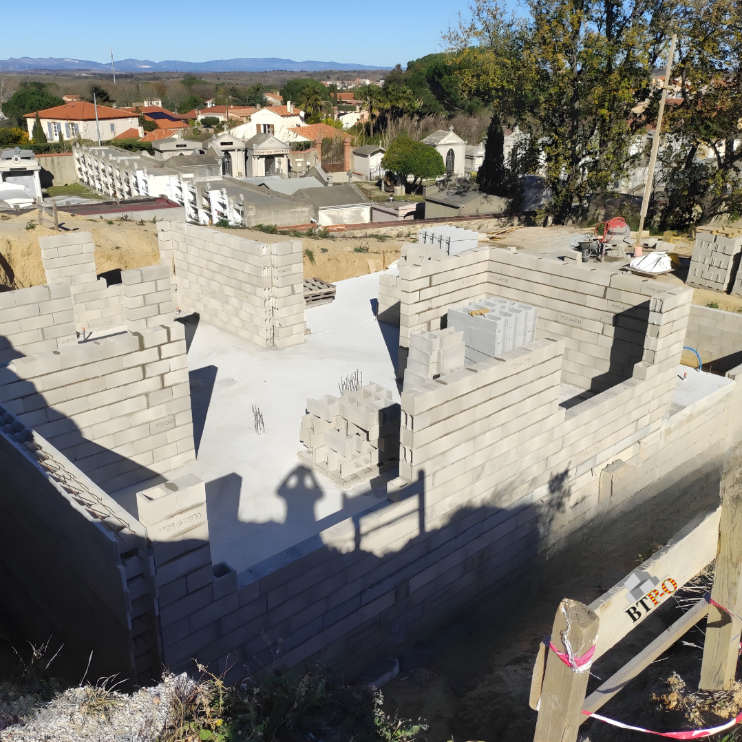 Murs en construction