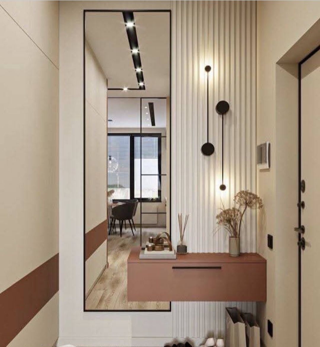 Entrée moderne avec miroir en pleine hauteur, étagère flottante