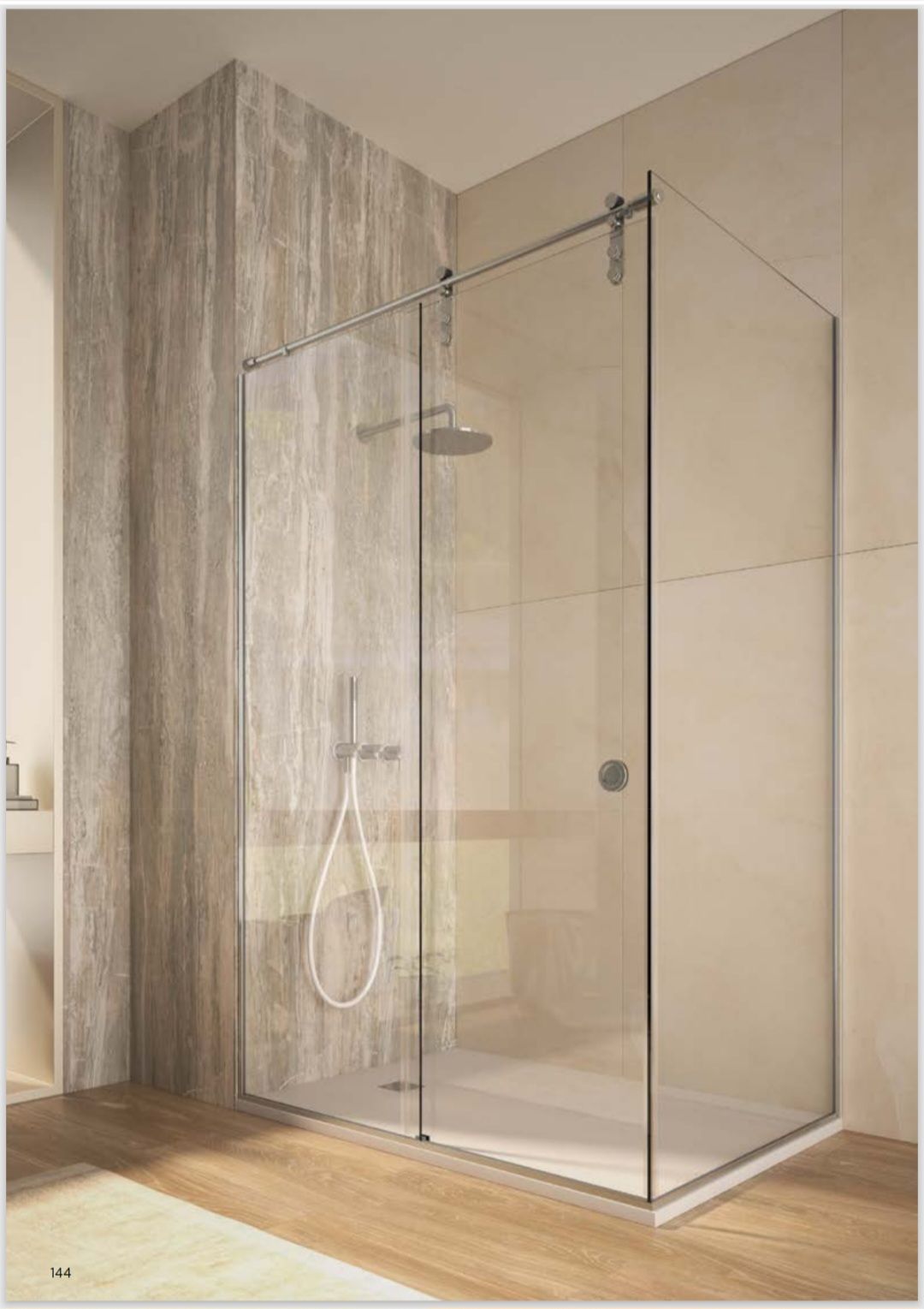 Cabine de douche en verre dans une salle de bains moderne