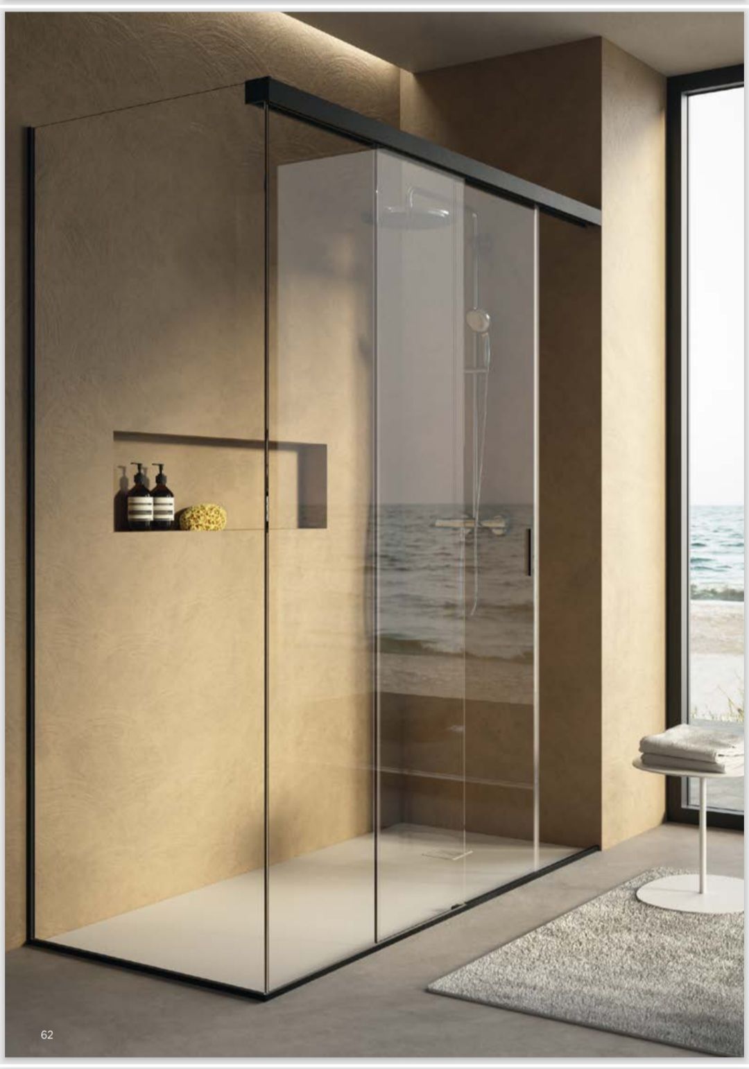 Cabine de douche moderne en verre avec porte coulissante
