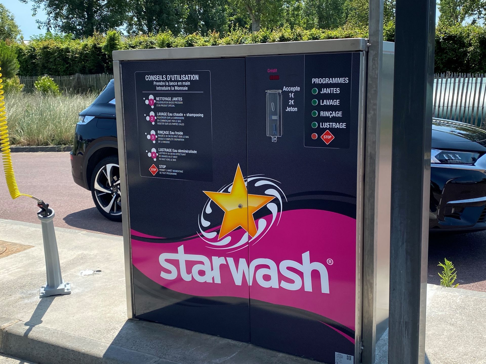 Station de lavage monopiste.