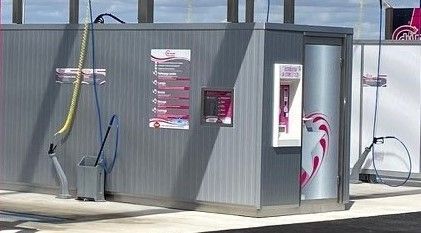Local technique pour station de lavage.