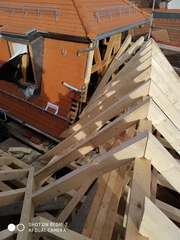 Zimmerei Andreas Karl GmbH - Dachkonstruktion aus Holz