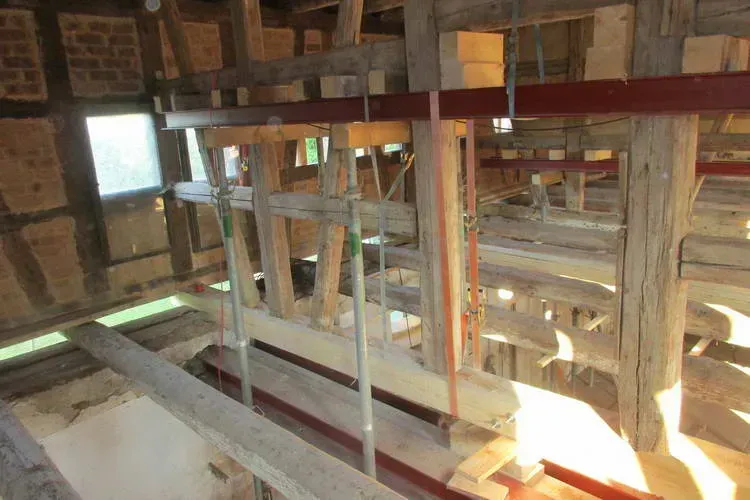 Zimmerei Andreas Karl GmbH - Holzstreben