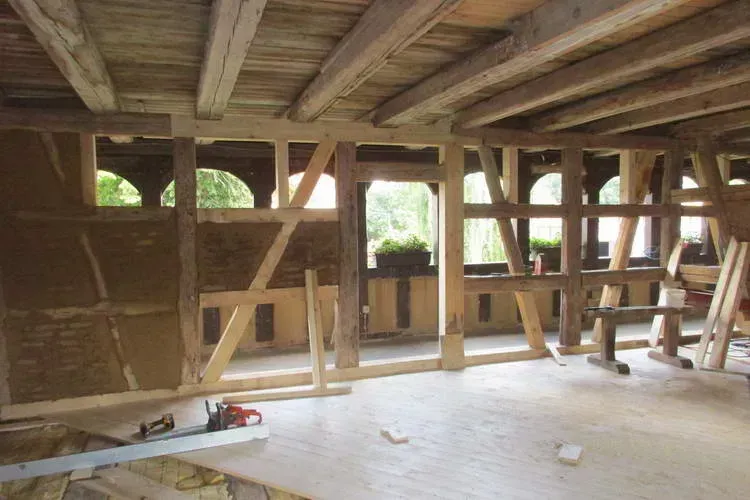 Zimmerei Andreas Karl GmbH - Innenansicht Holzkonstruktion