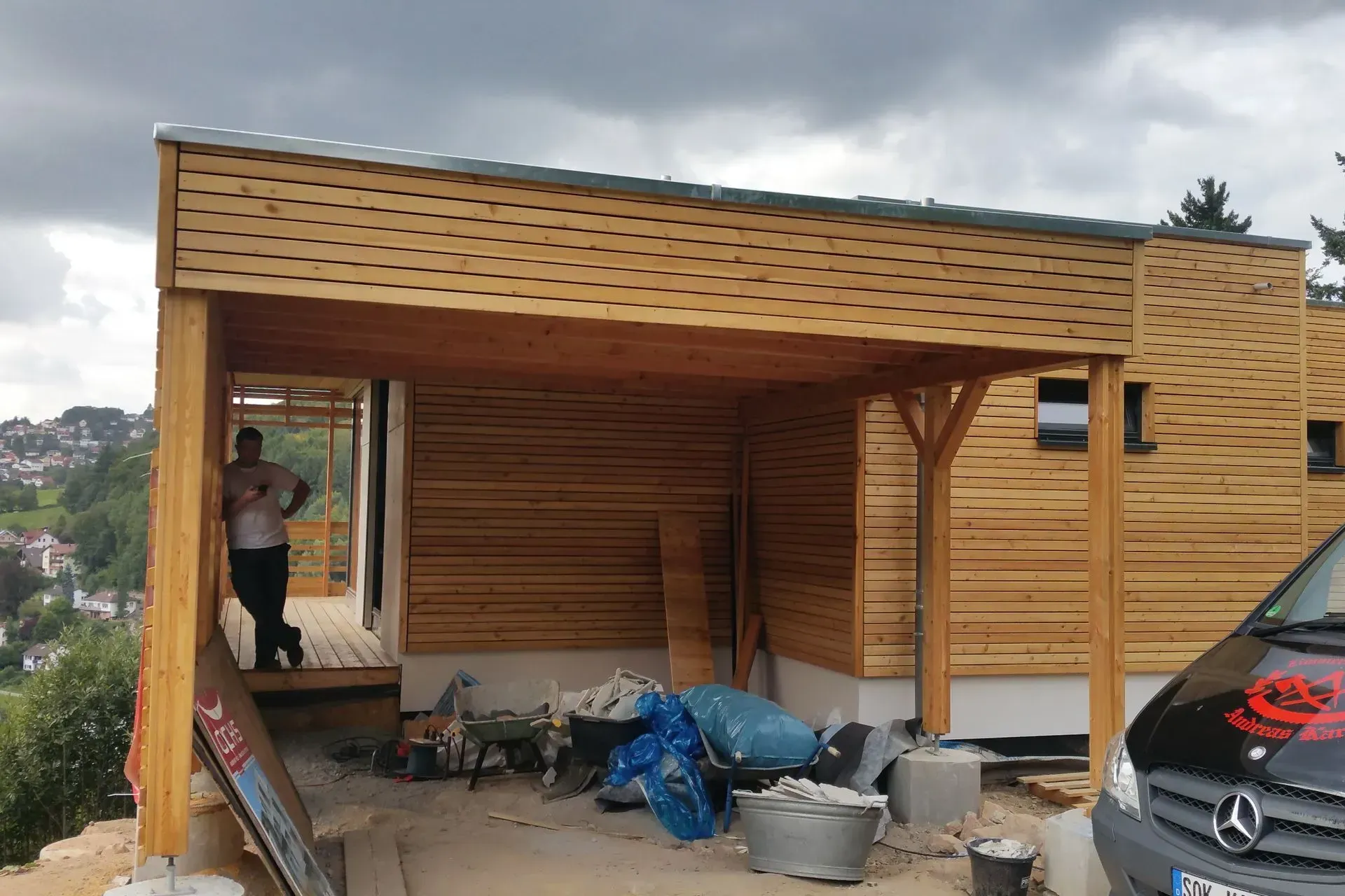 Zimmerei Andreas Karl GmbH - Carport aus Holz im Bau