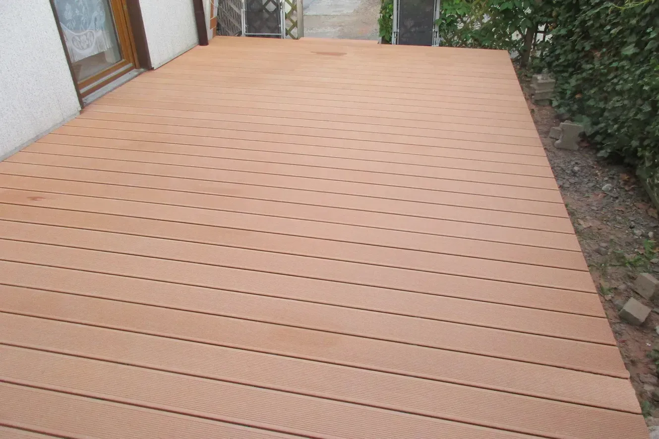 Zimmerei Andreas Karl GmbH - Vogelhaus aus Holz