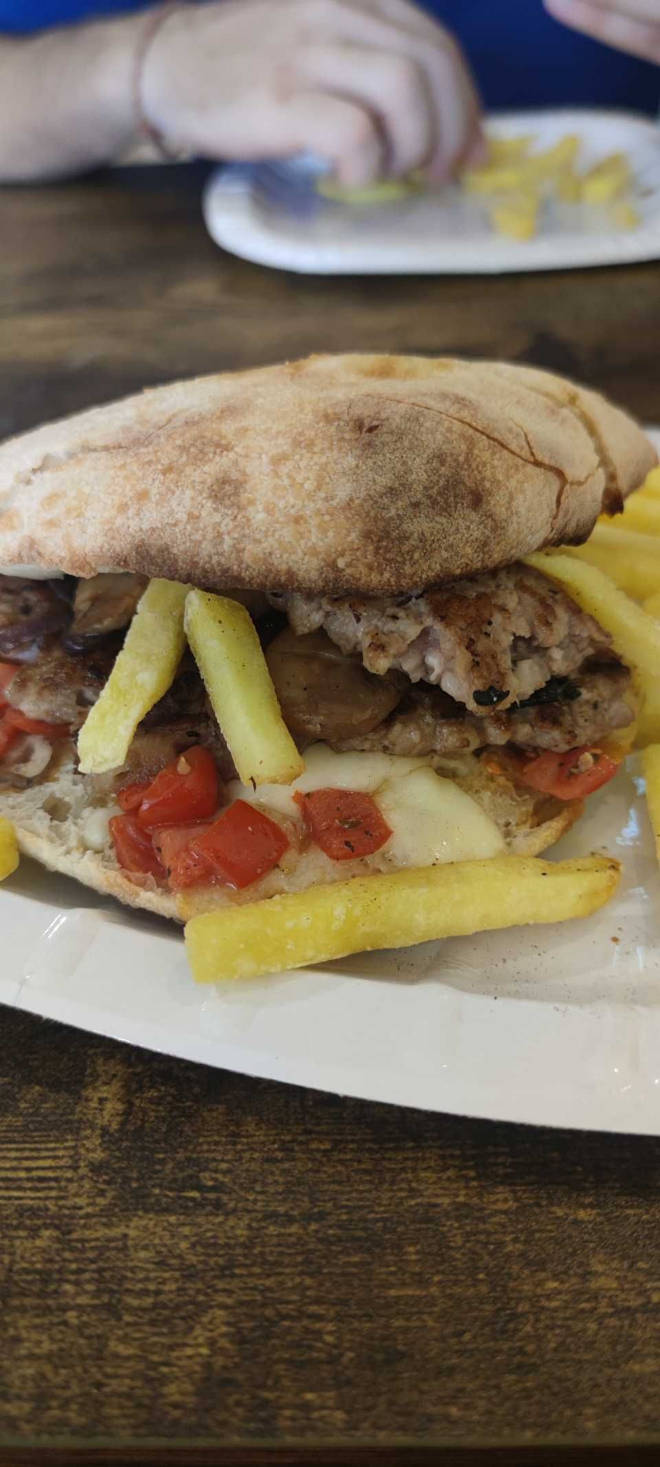 panino con carne - Barbagallo in Cucina GmbH