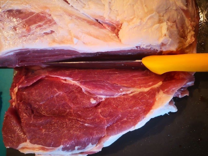 taglio di carne - Barbagallo in Cucina GmbH