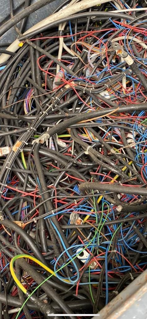 entsorgte Metallabfälle bei Dennis Reinhardt DeRo Schrott & Metall Abholung