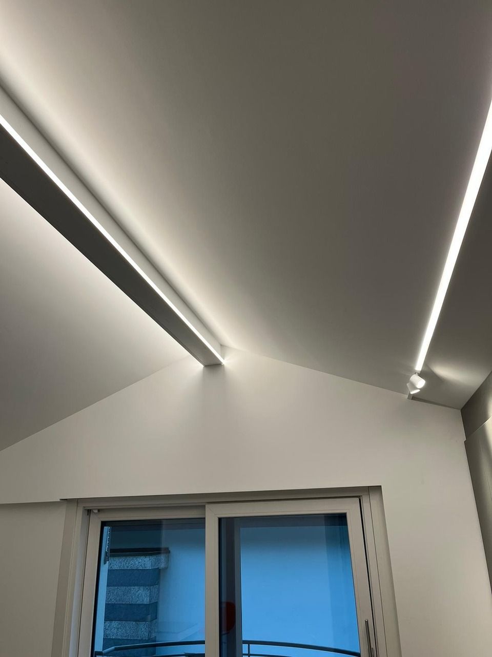 controsoffitto con LED