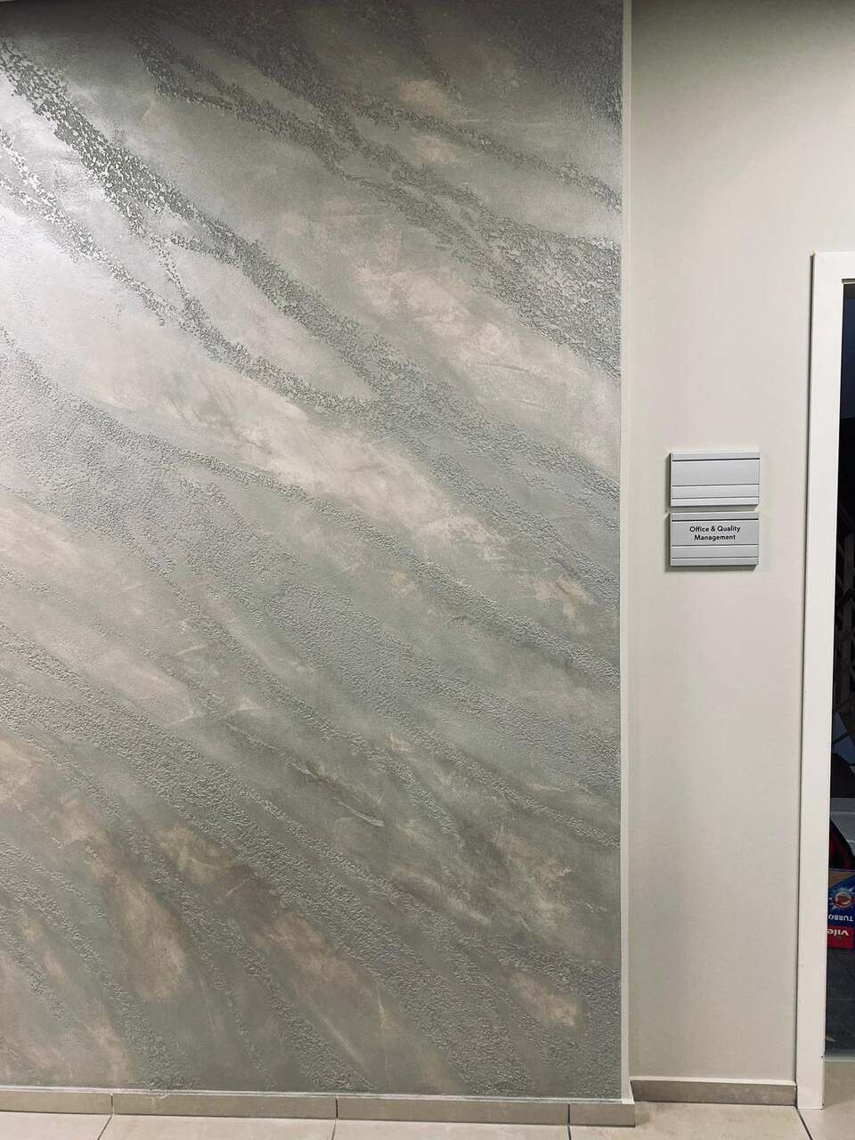 tinteggiatura con effetti moderni