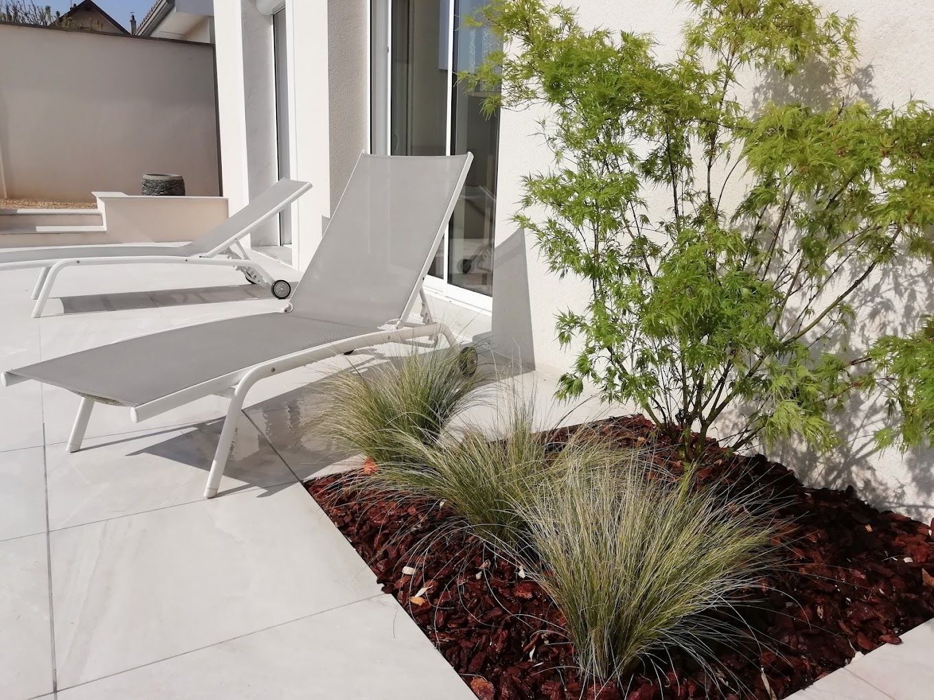 Petit aménagement avec des arbres