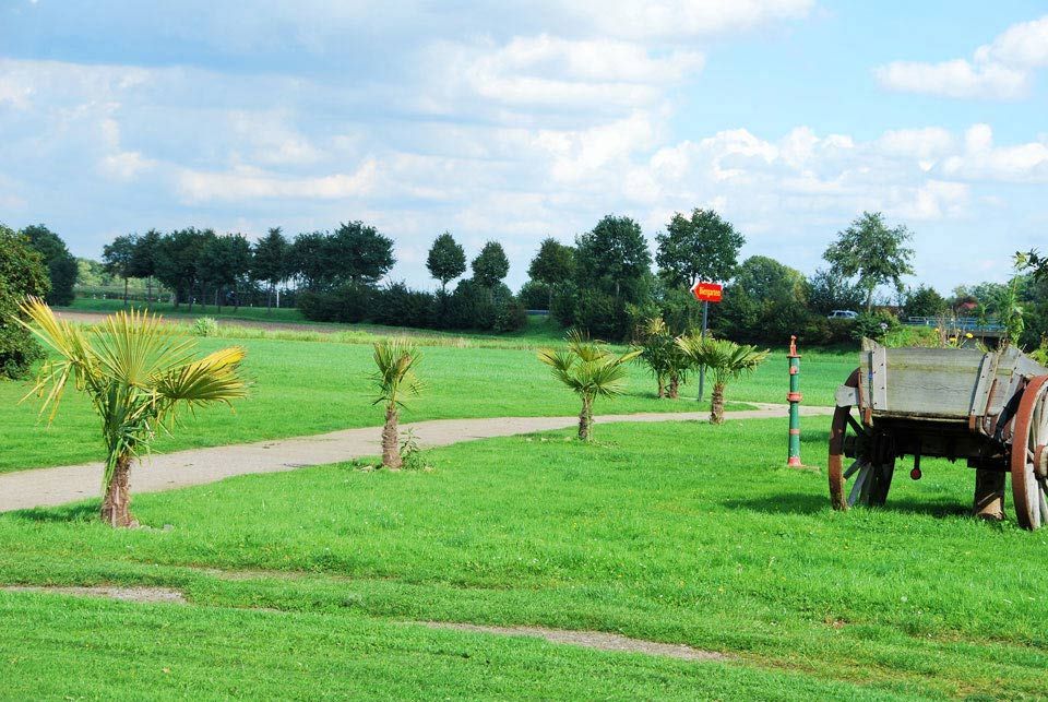 Blick auf die Einfahrt und auf das Münsterland