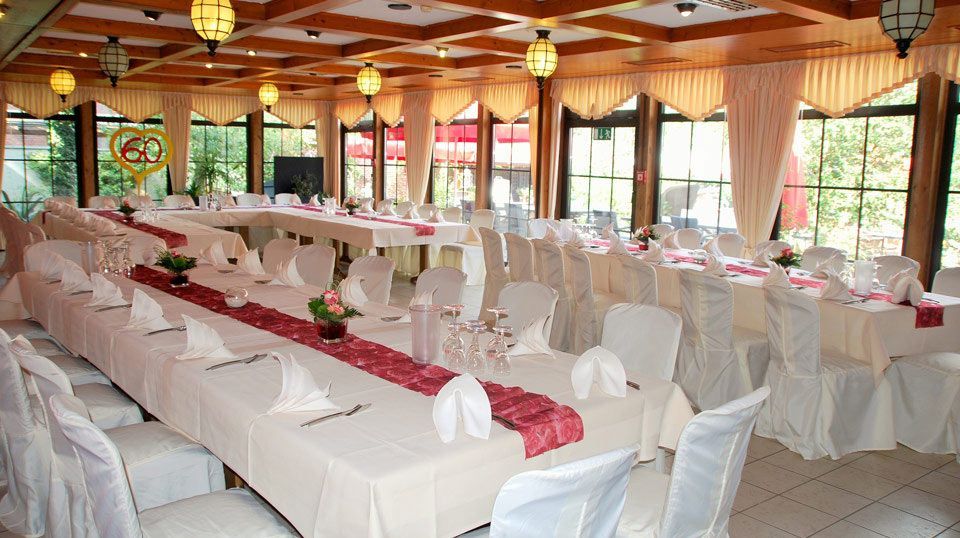 Dekorierter Festsaal im Hotel Zum Steverstrand