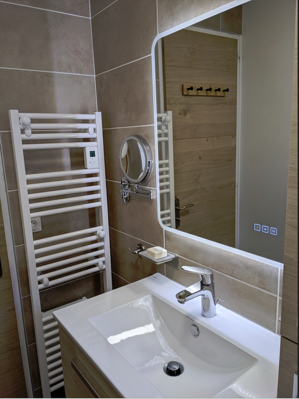 Rénovation de salle de bains.