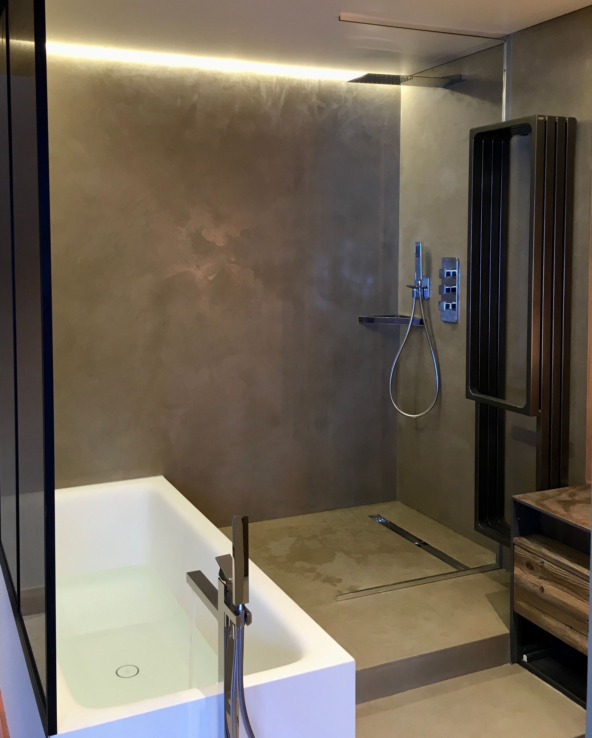 Salle de bains rénovée.