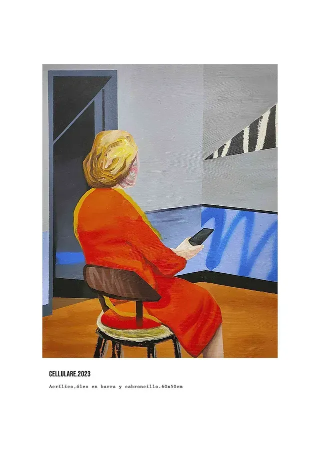 Una pintura de una mujer sentada en una silla sosteniendo un teléfono celular.