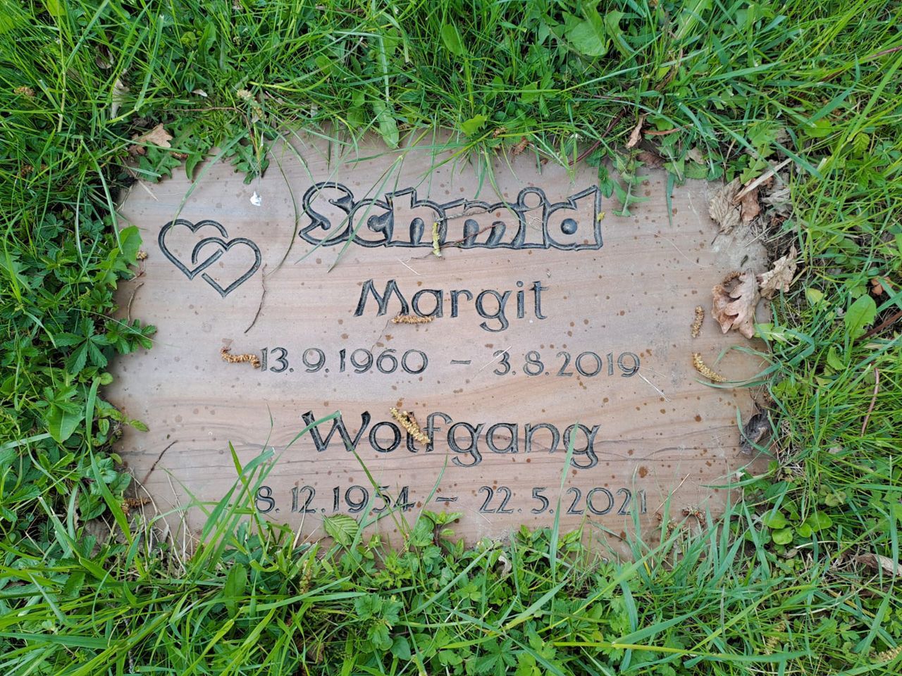 Urnen-Wiesengrab mit Stern